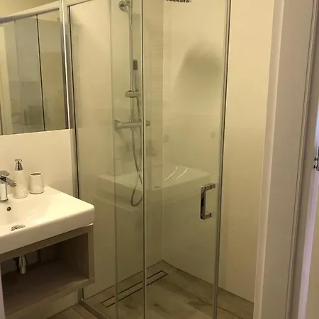 Maryrosie - Przy Morzu Z Miejscem W Garazu Podziemnym