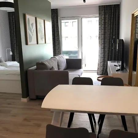 Maryrosie - Przy Morzu Z Miejscem W Garazu Podziemnym 레왈